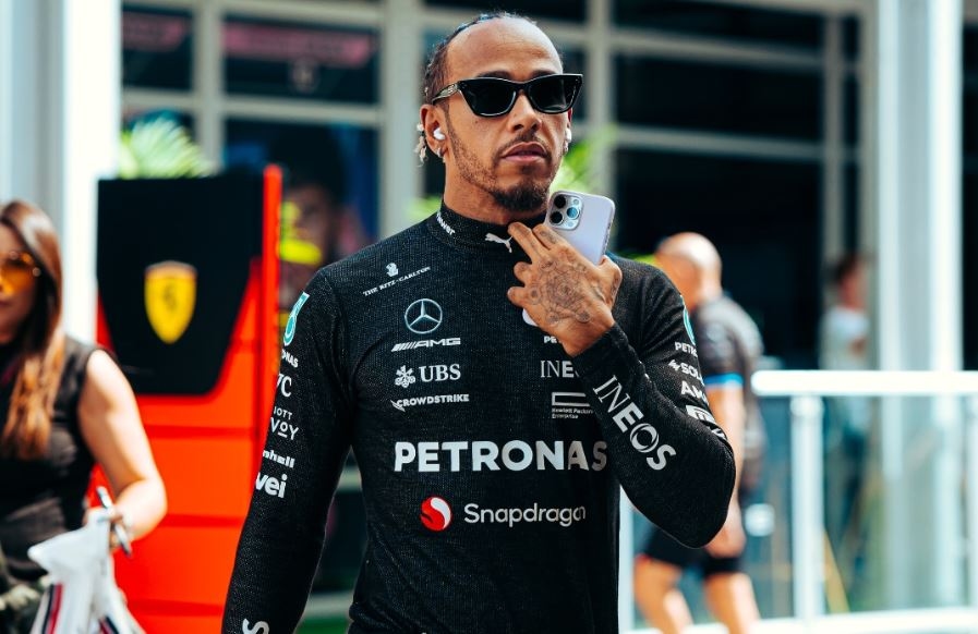 Lewis Hamilton Khawatir Mobil F1 Melambat karena Wajib Lebih Ringan 30 Kilogram Mulai 2026