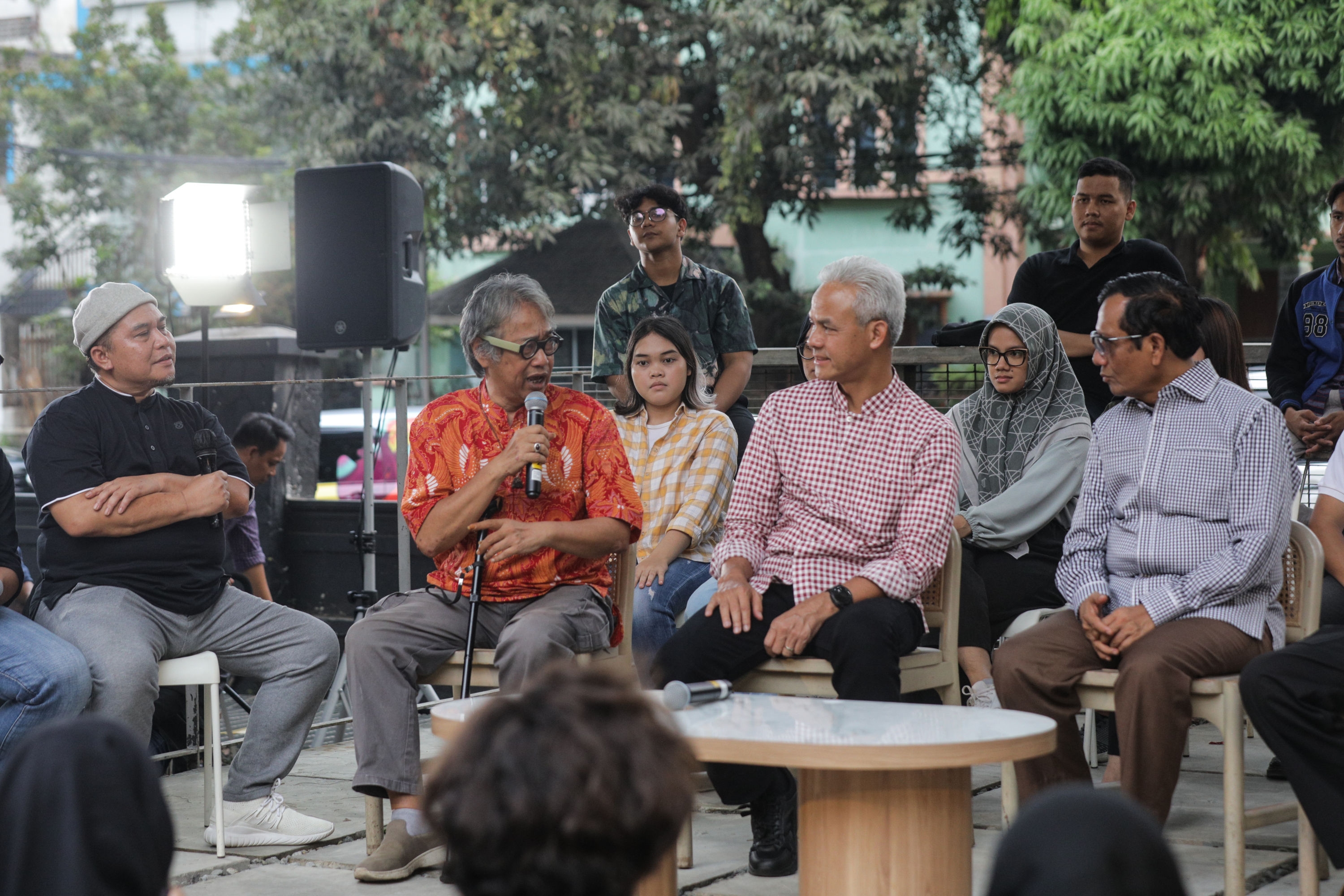 Lakon Butet dan Intimidasi Polisi