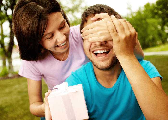 Rekomendasi Kado Untuk Cowok, Sederhana Namun Bermakna