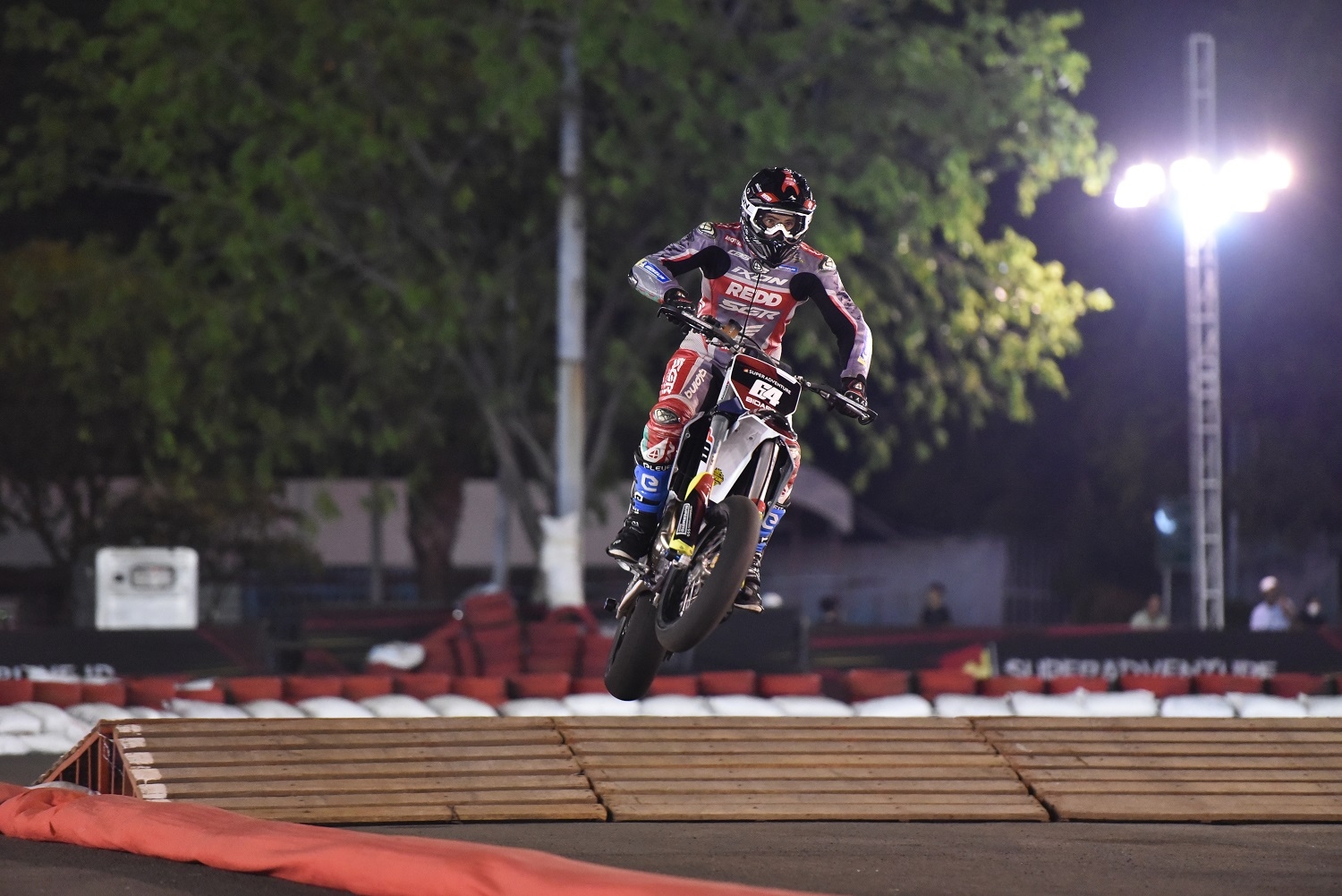 Dua Pembalap Dunia Siap Redam Rider-rider Nasional di Seri Pamungkas Supermoto Kejurnas 2023