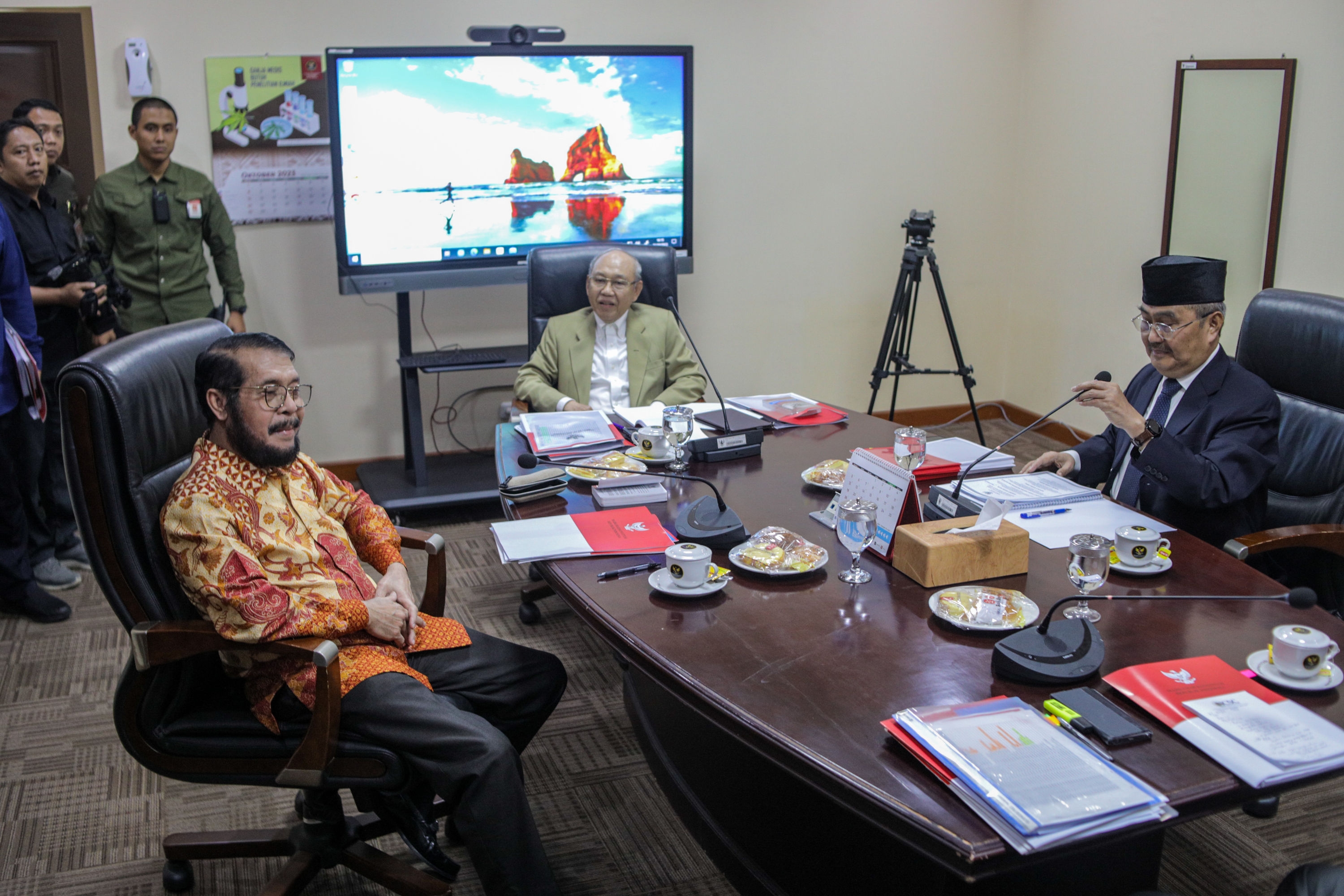 Jimly Siap Ungkap Akal Bulus Anwar Usman Cs, Kasus Etik Segera Diputuskan