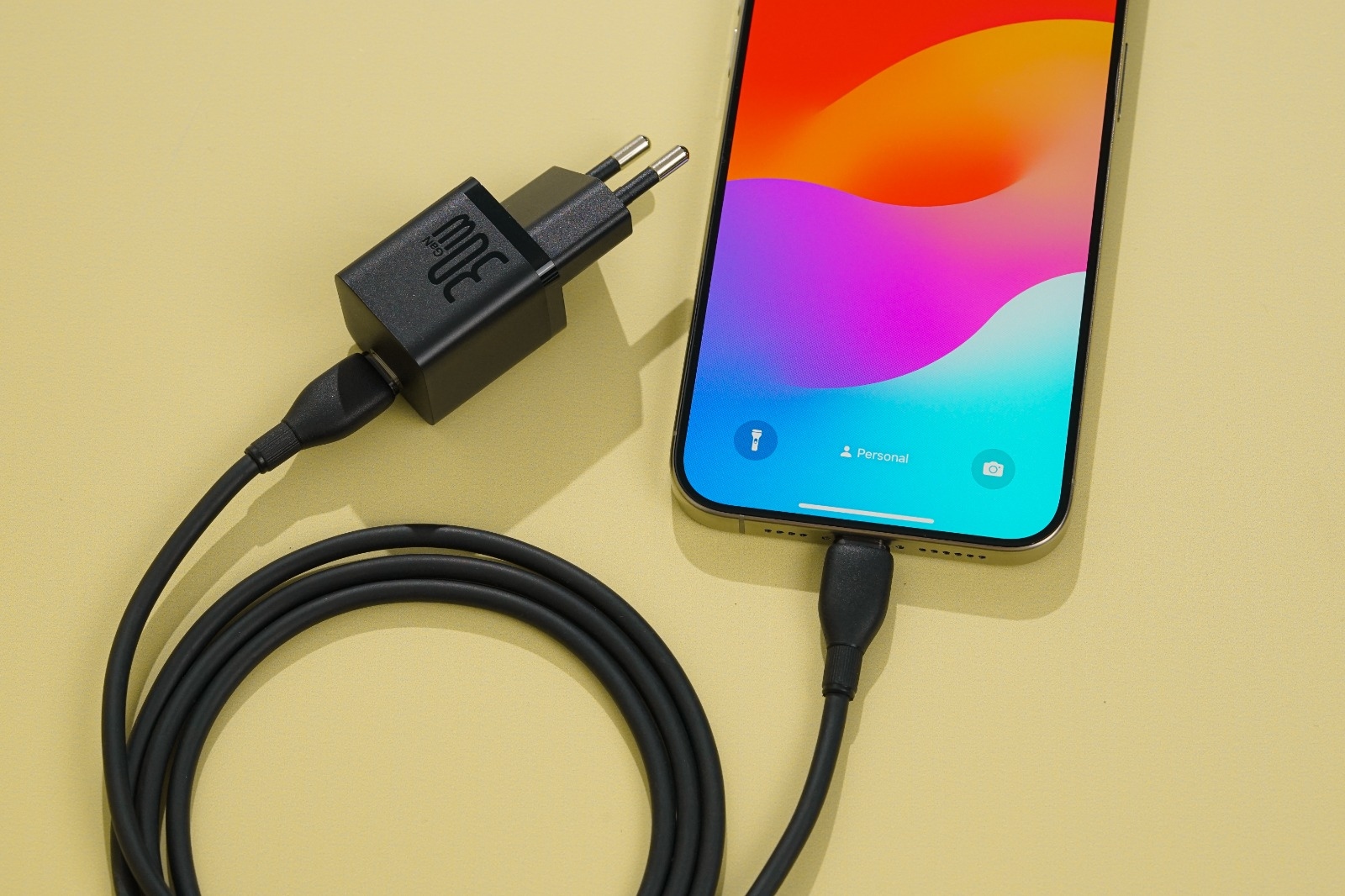 Hanya Di Shopee Dan Tokopedia, Baseus Meluncurkan Aksesoris Pendukung iPhone 15 Eksklusif