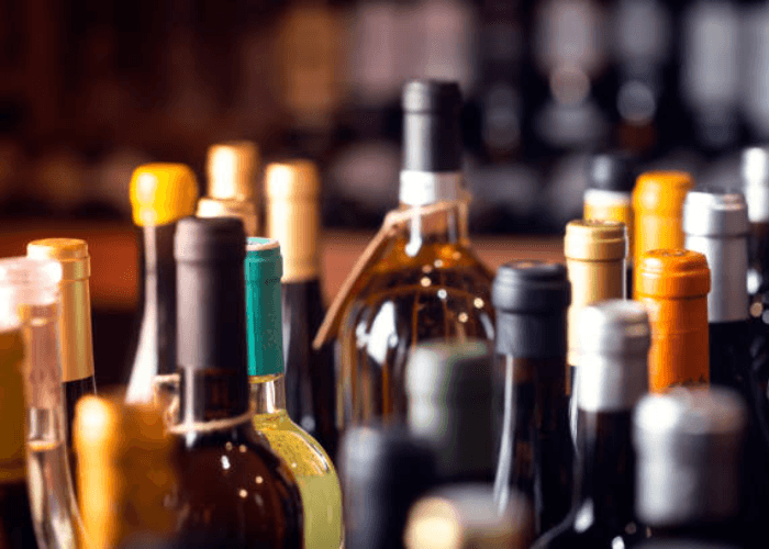 Thailand Terapkan Aturan Baru Minum Alkohol, Konsumen Kini Bisa Didenda