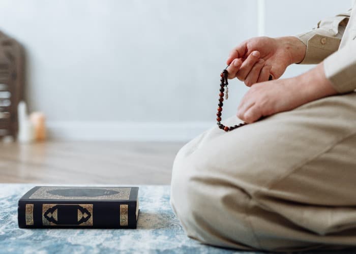 Lakukan 7 Amalan Ini Agar Pahala Terus Mengalir Setelah Kematian, Lengkap Dengan Dalil Al-Quran Dan Hadisnya