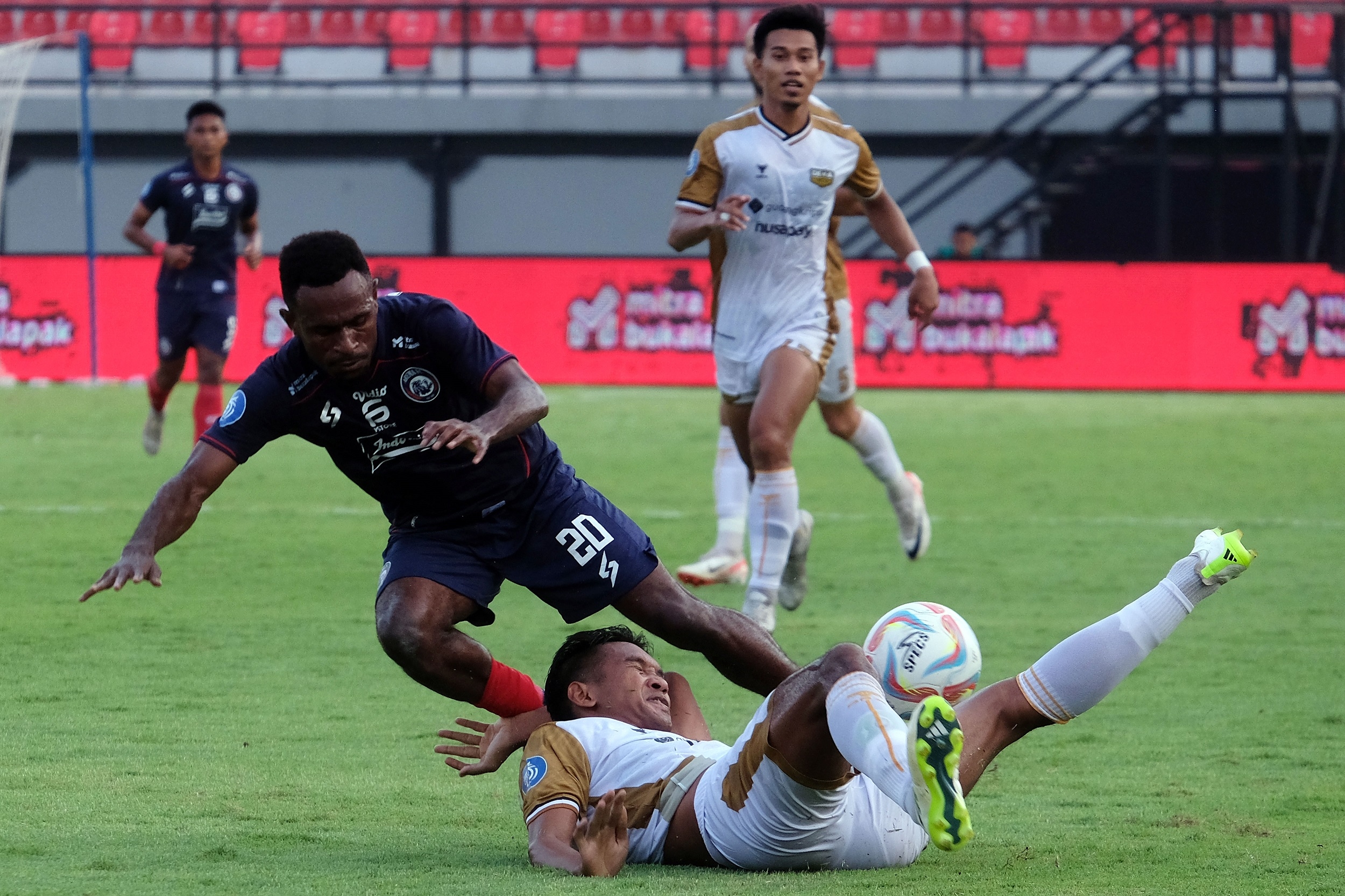 Arema vs Dewa United: Singo Edan Akhiri Tren Tak Pernah Menang, Rusadi Dan Egy Dikartumerah