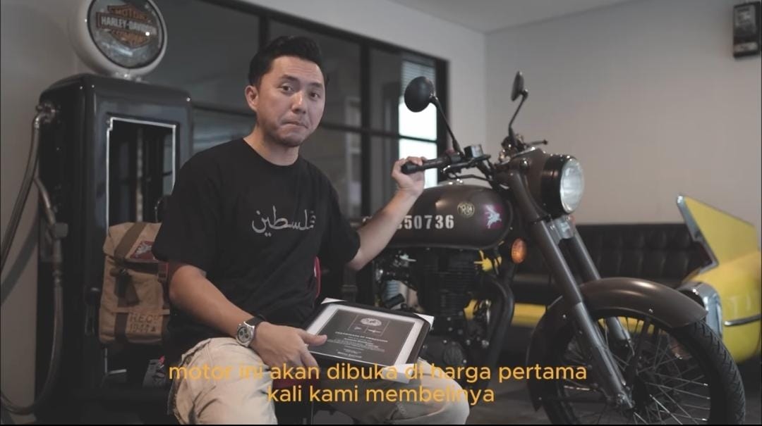 Gak Sekadar Omdo, Ananda Omesh Lelang Motor Kesayangan Demi Bantu Palestina