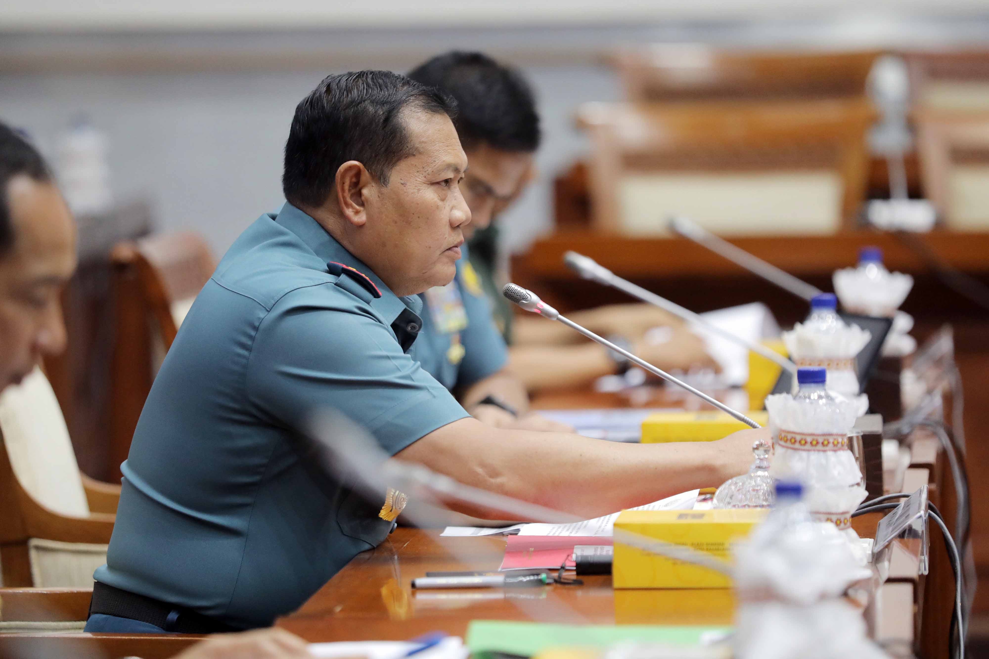 Purnawirawan Terlibat Tim Pemenangan Capres, Netralitas TNI Jadi Sorotan