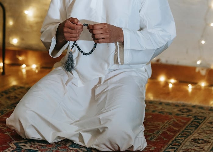 Bacaan Zikir yang Dapat Membebaskan Anda dari Siksa Api Neraka, Dibaca Pagi dan Sore Hari