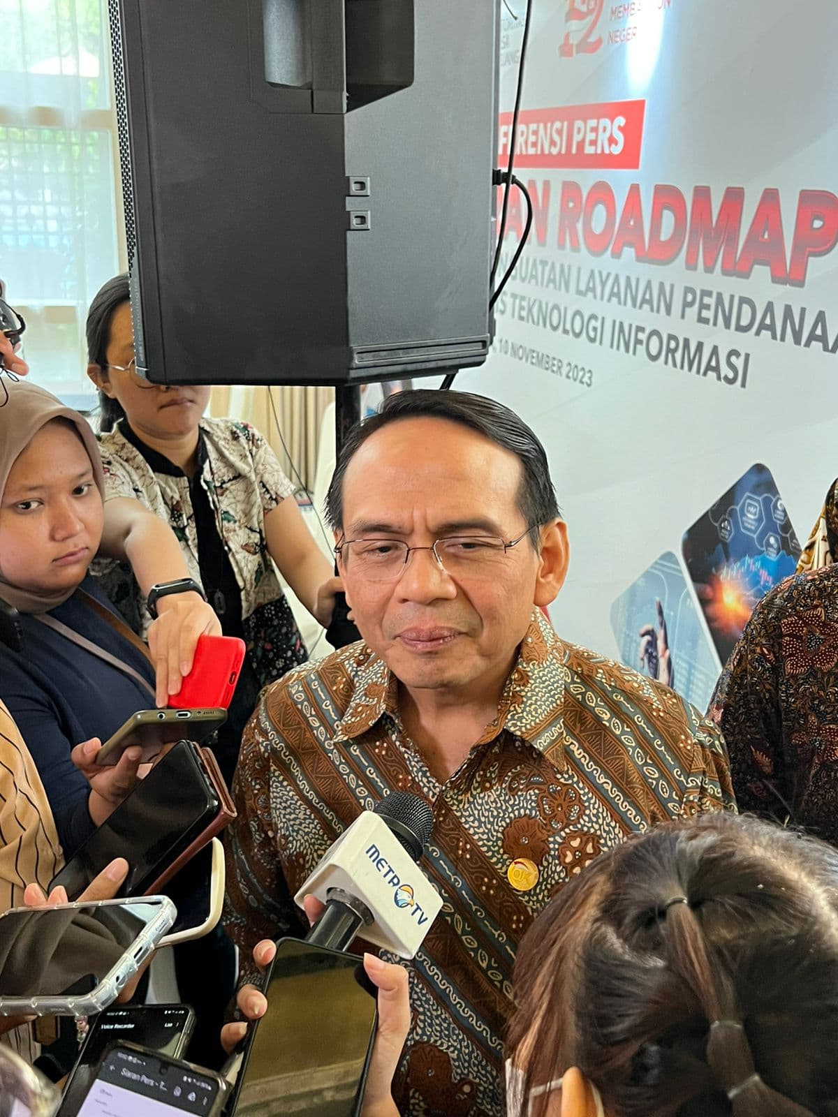 OJK Siapkan Deregulasi untuk Tertibkan Usaha Gadai Ilegal