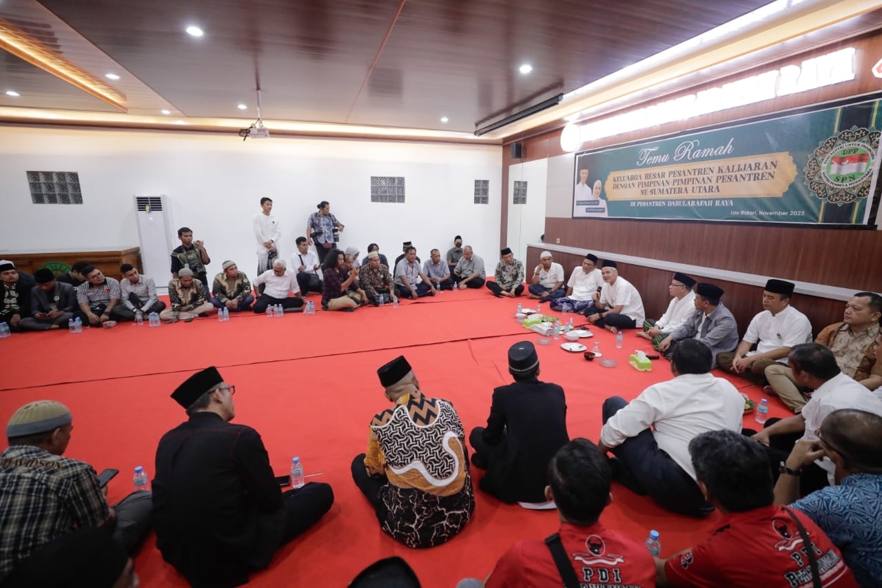 Bertemu Pimpinan Ponpes Se-Sumut, Ganjar Pranowo Ungkap Peran Penting Tokoh Agama