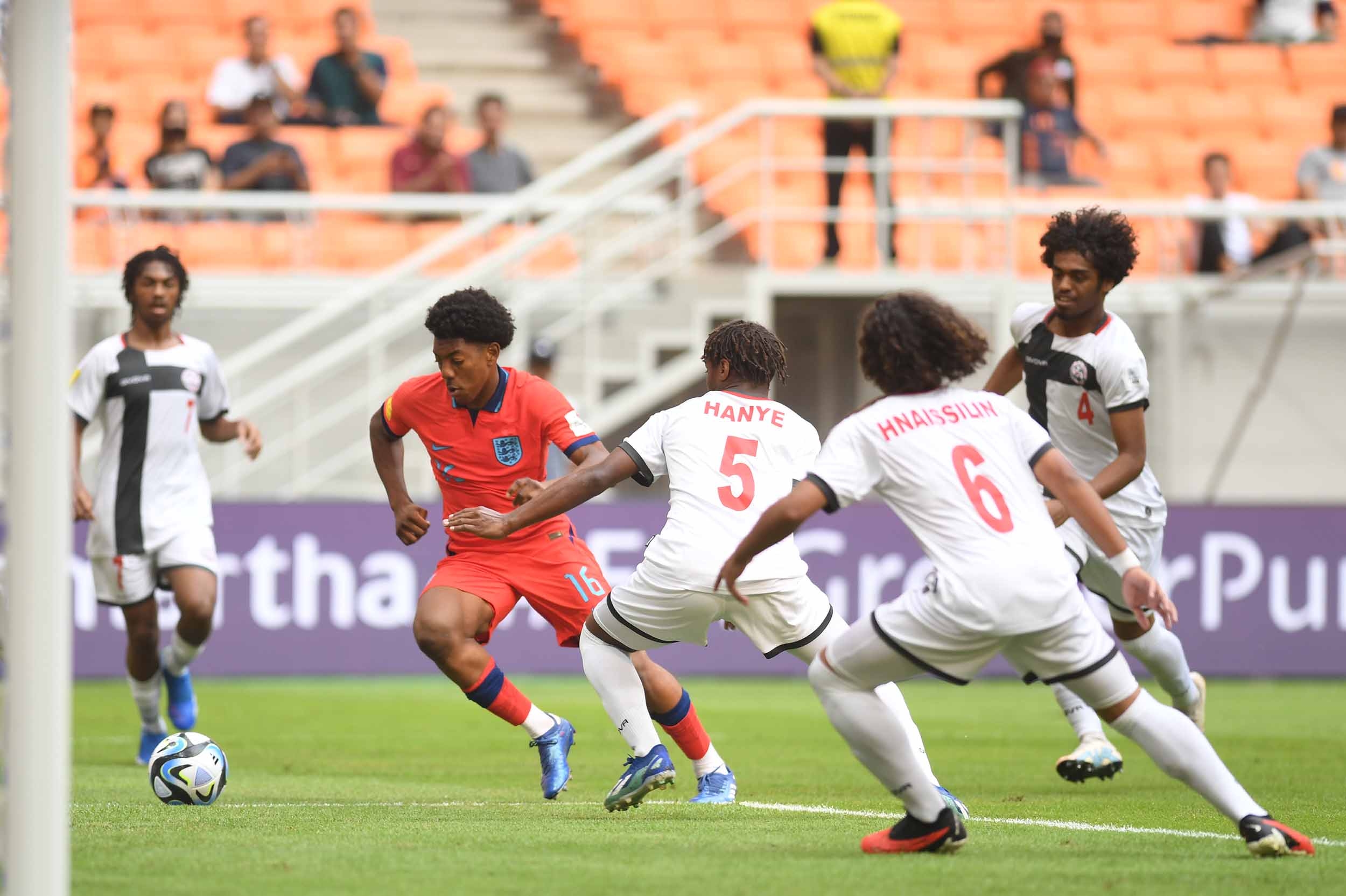 Piala Dunia U-17: Menang Telak, Inggris Tekuk Kaledonia Baru dengan Skor Mencengangkan 10-0