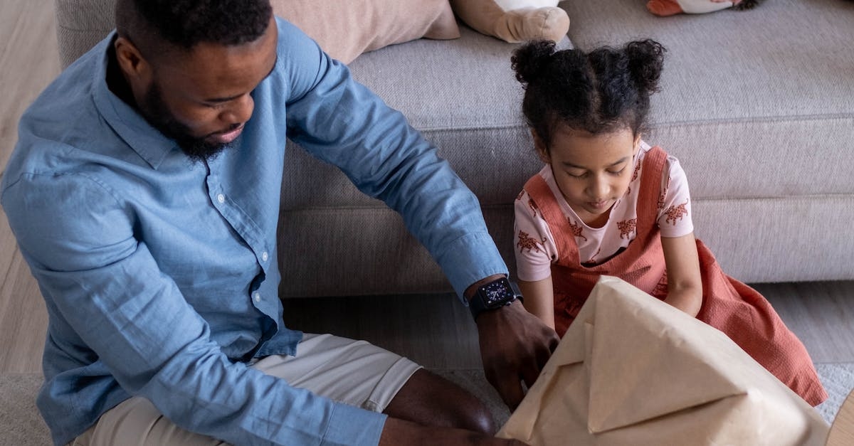 Hari Ayah 2023: Ucapan Dan Quotes Untuk Dibagikan Kepada Ayah Yang Luar Biasa