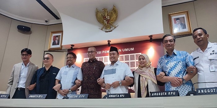 KPU Resmi Tetapkan Tiga Paslon Capres-cawapres