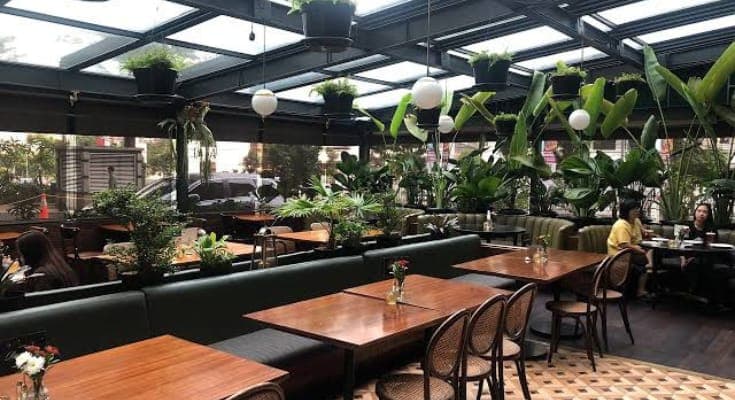 Kafe Olivier, Tempat Tragedi Mirna Salihin Meninggal Kembali Viral! Diduga Pemiliknya Adalah Suami Laura Basuki