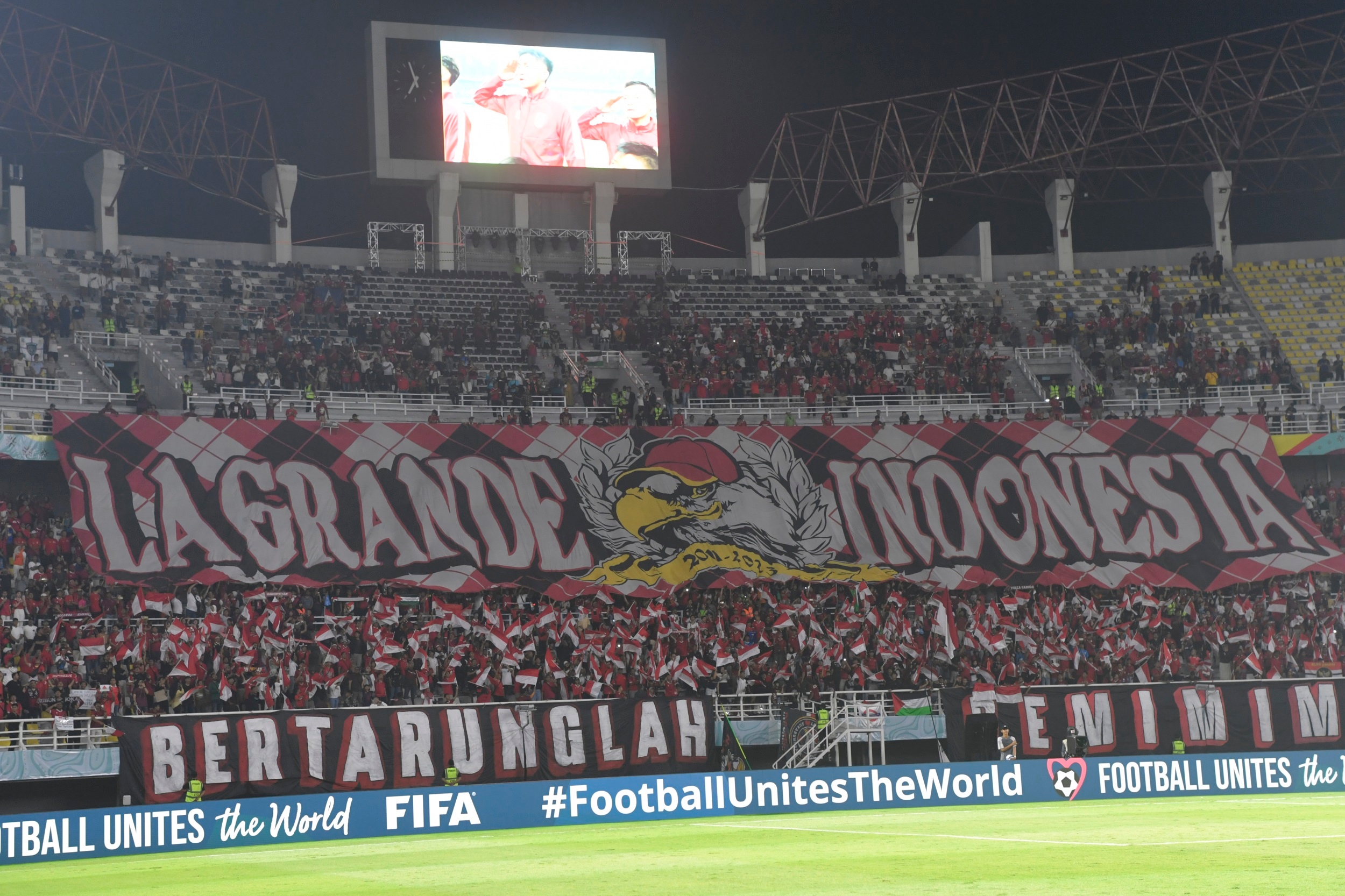 Indonesia U-17 vs Maroko U-17: Tiket Ludes Terjual, Penonton Siap Kibarkan Bendera Palestina