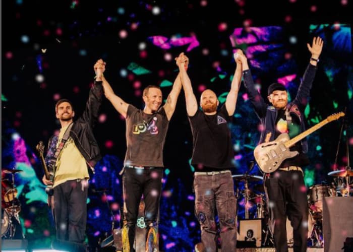 Meski Ditolak Gara-Gara LGBT, Ternyata Coldplay Pro Palestina? Cek Faktanya!