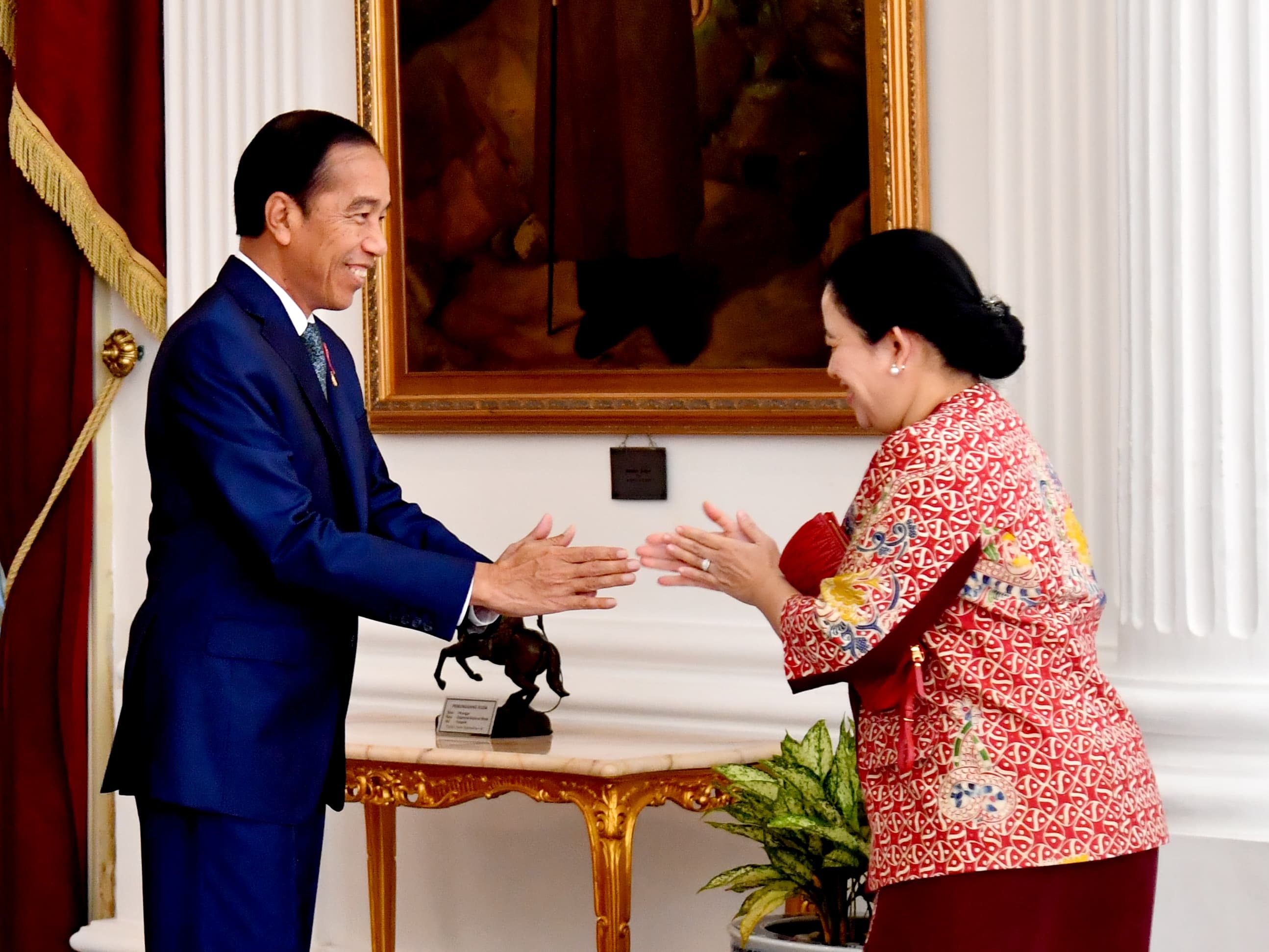 Buka Ruang Interpelasi, Memang DPR Bernyali Hadapi Jokowi?