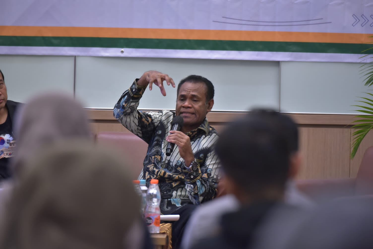 Fasilitasi Difabel, Kemenag Produksi Video Ayat Alkitab Bahasa Isyarat