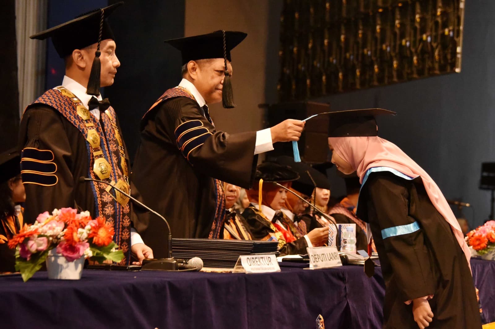 Ciptakan Administrator Muda, Unggul Dan Bertalenta Songsong Indonesia Emas 2045, Politeknik STIA LAN Bandung Luluskan 397 Wisudawan