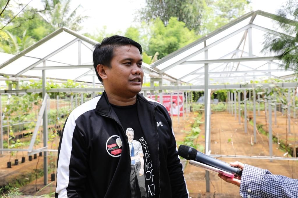 Ngajar: Diskusi Bersama Petani Hingga Warga Di Sukabumi Soal Budi Daya Anggur
