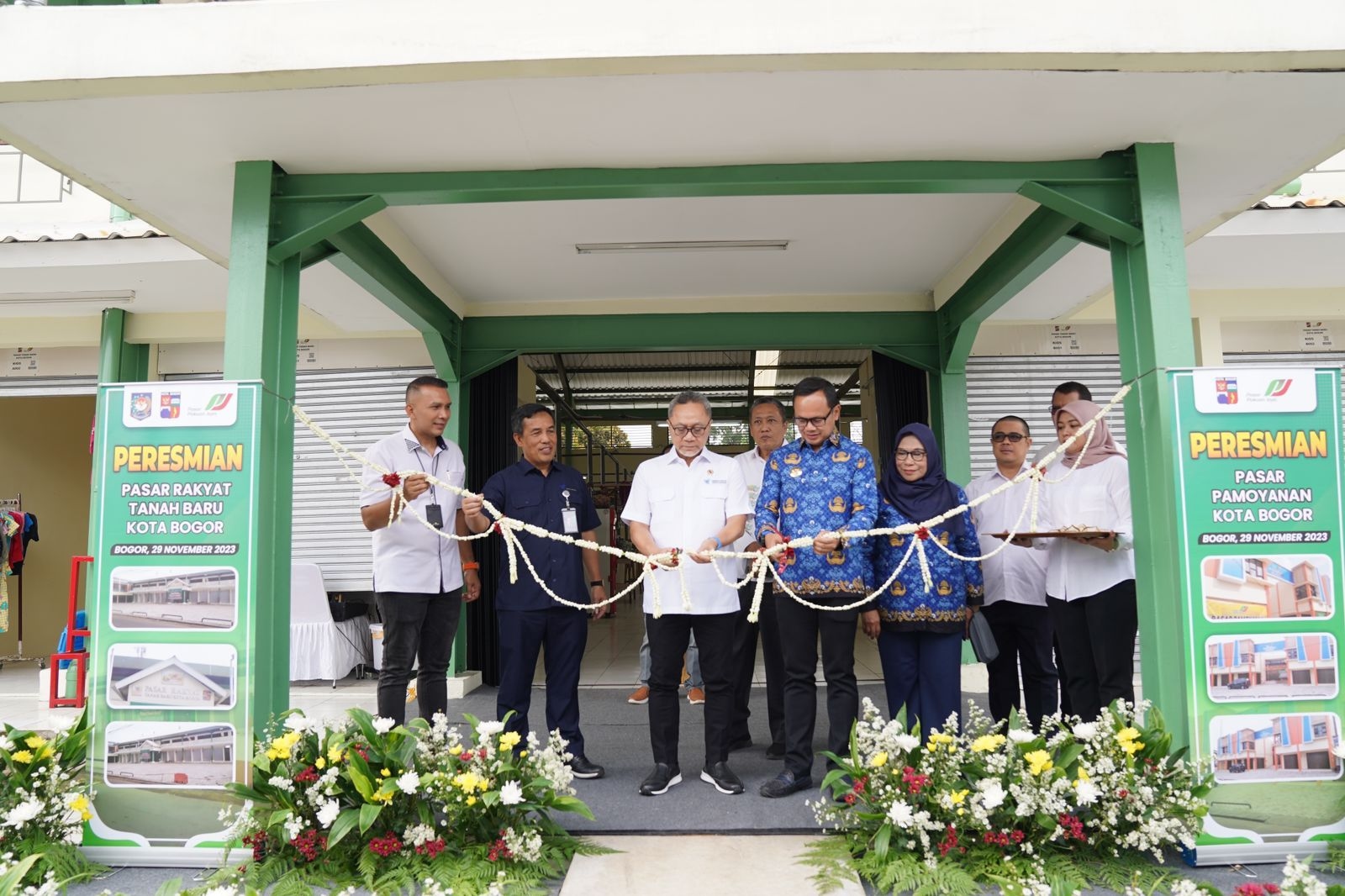 Zulhas Dan Bima Arya Resmikan 2 Pasar Rakyat Di Kota Bogor
