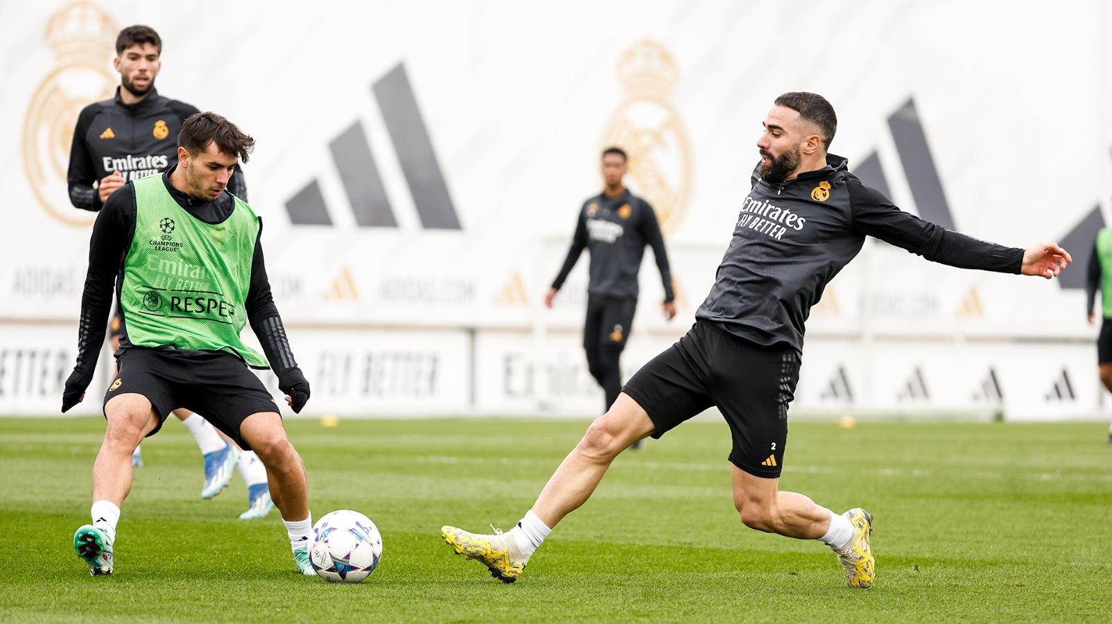 Prediksi Susunan Pemain Madrid vs Napoli: Los Blancos Tanpa Vinicius, Partenopei Debut Bersama Mazzari