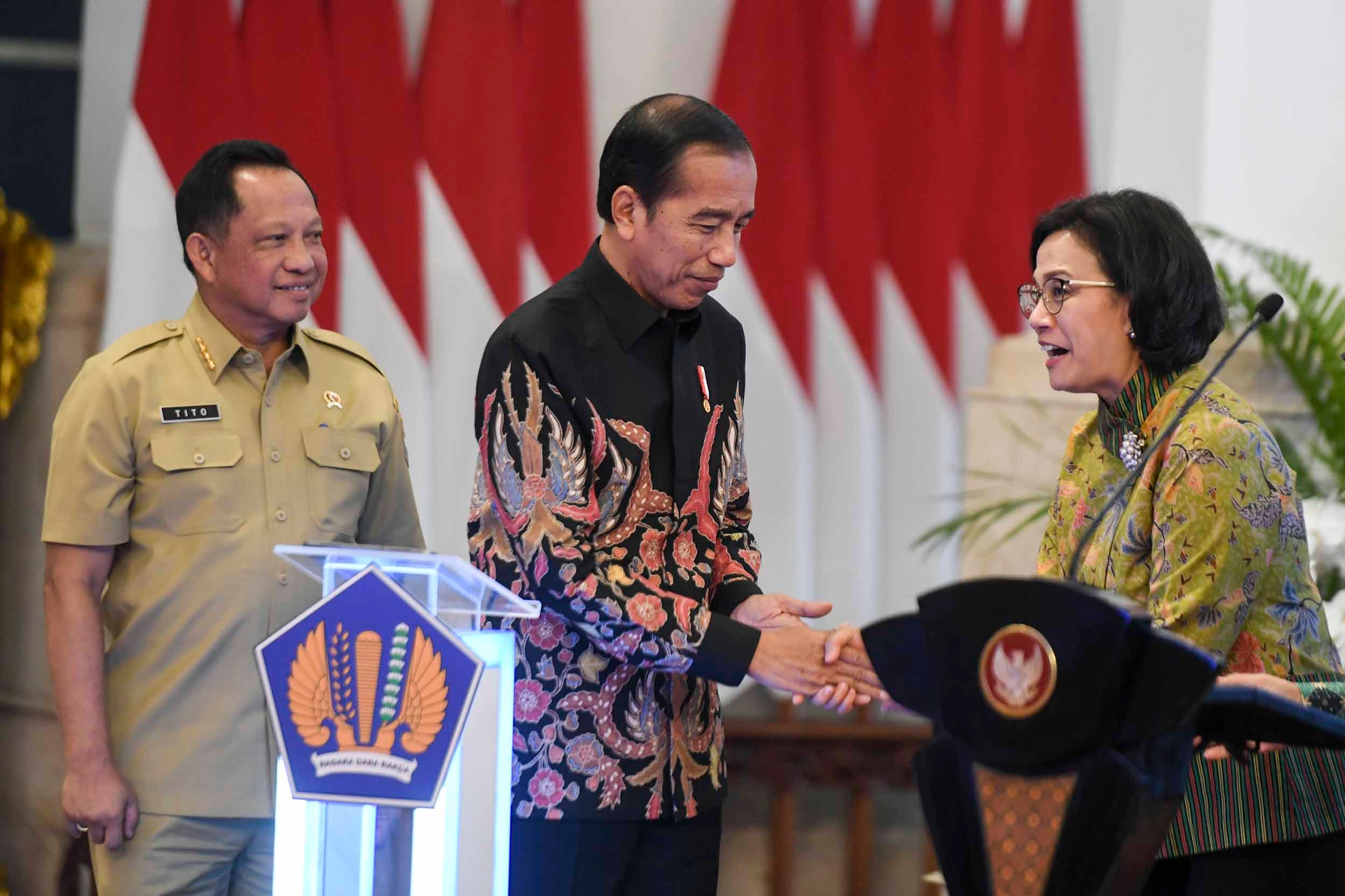 Urus Pj Kepala Daerah, Istana Tak Khawatir Tito Menyimpang Jadi Plt Menko Polhukam