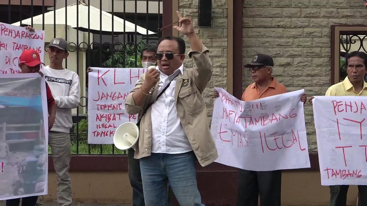 Lemtaki Gelar Aksi di Bareskrim dan KLHK, Minta Gembong Tambang Ilegal Segera Ditangkap