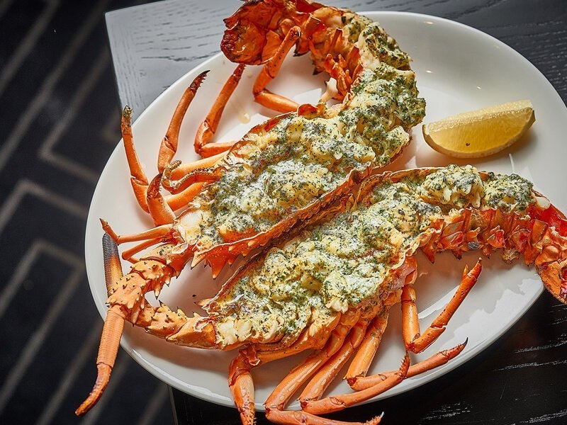 Jadi Makanan Favorit Jin BTS dan Anggota Lain, Ini Rekomendasi Olahan Lobster Rumahan Beserta Resepnya