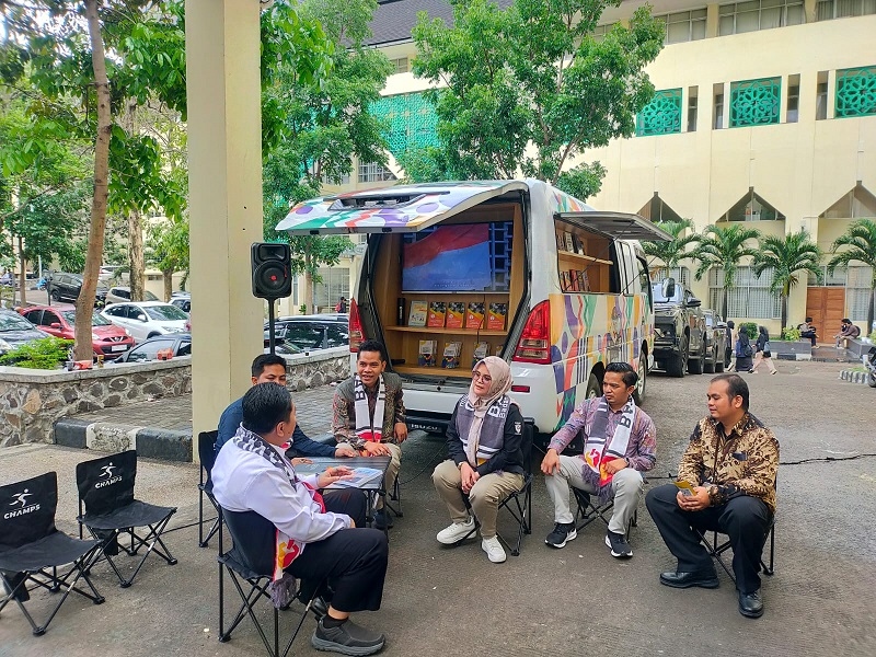 Bawaslu Luncurkan Mobil Pojok Pengawasan Dorong Peran Aktif Pemilih Muda