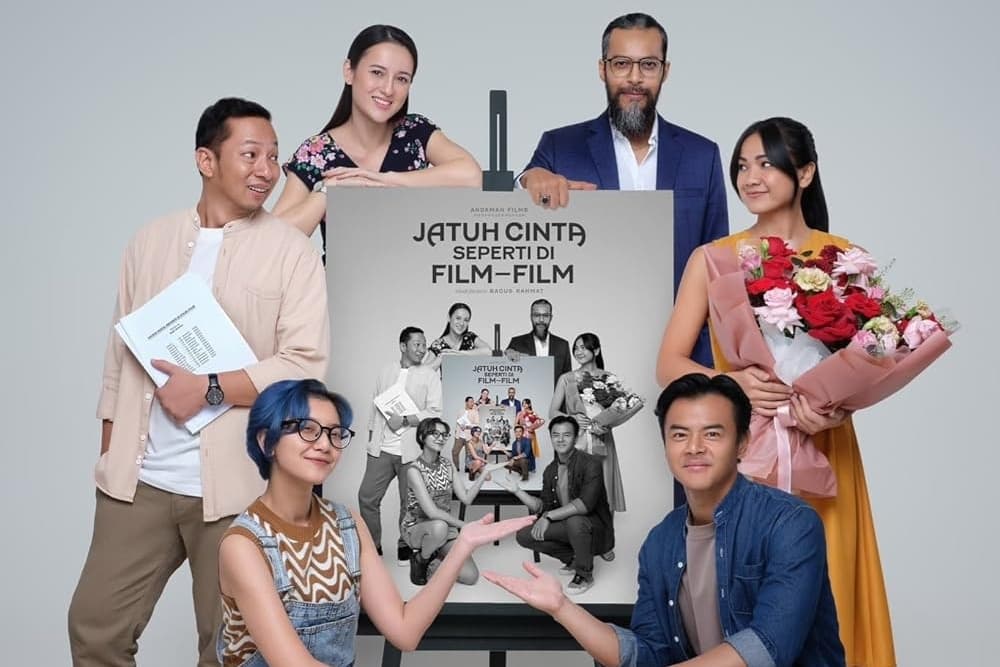 7 Fakta Menarik Jatuh Cinta Seperti di Film-film, Tampilkan 80 Persen Visual Monokrom