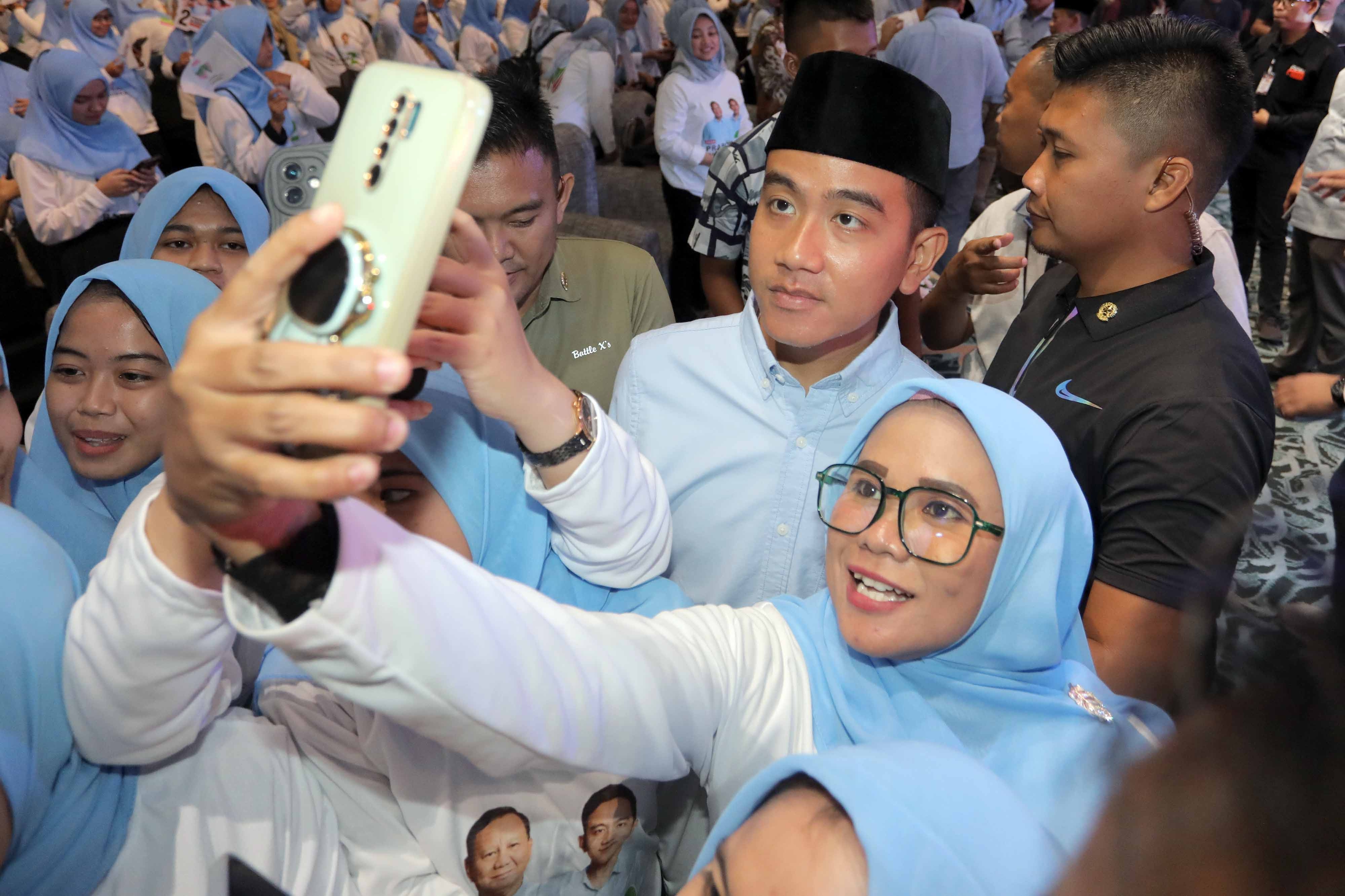 Lagi, Gibran Lolos Sanksi Bawaslu