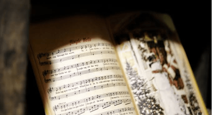 Lirik dan Terjemahan Lagu Jingle Bells, Musik Natal Terbaik yang Selalu Diputar Ulang Tiap Tahunnya