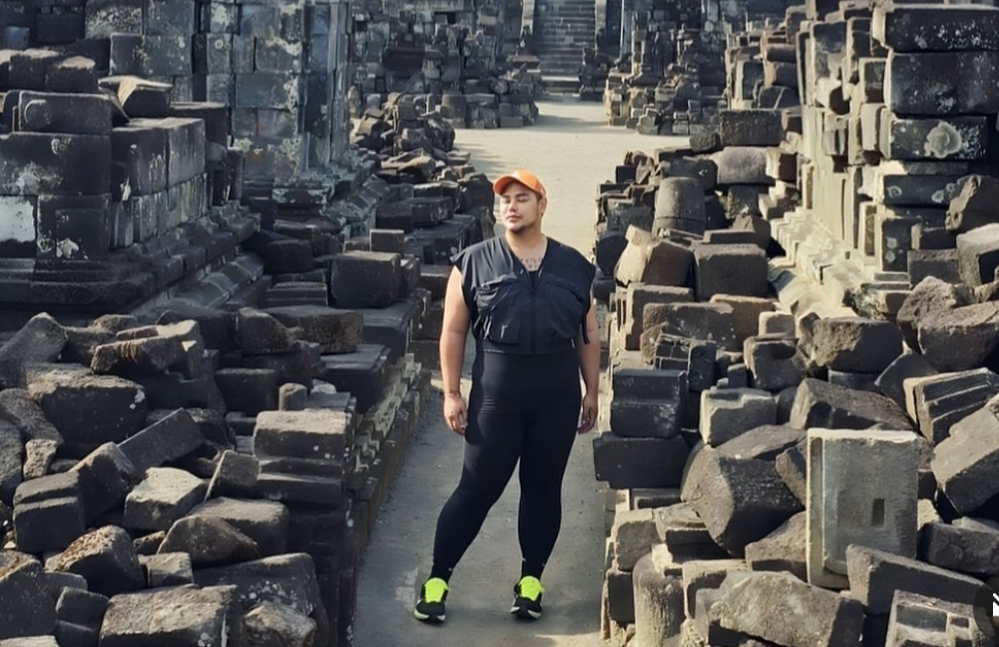 Diminta Buatkan Gaun Adiba Khanza, Ivan Gunawan Puas