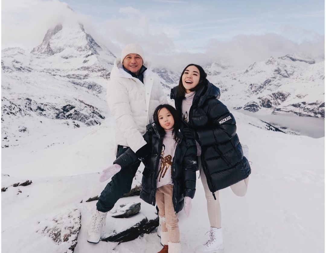 Momen Natal, Gading Marten Rayakan Di Bali Ajak Gisel Serta Gempi