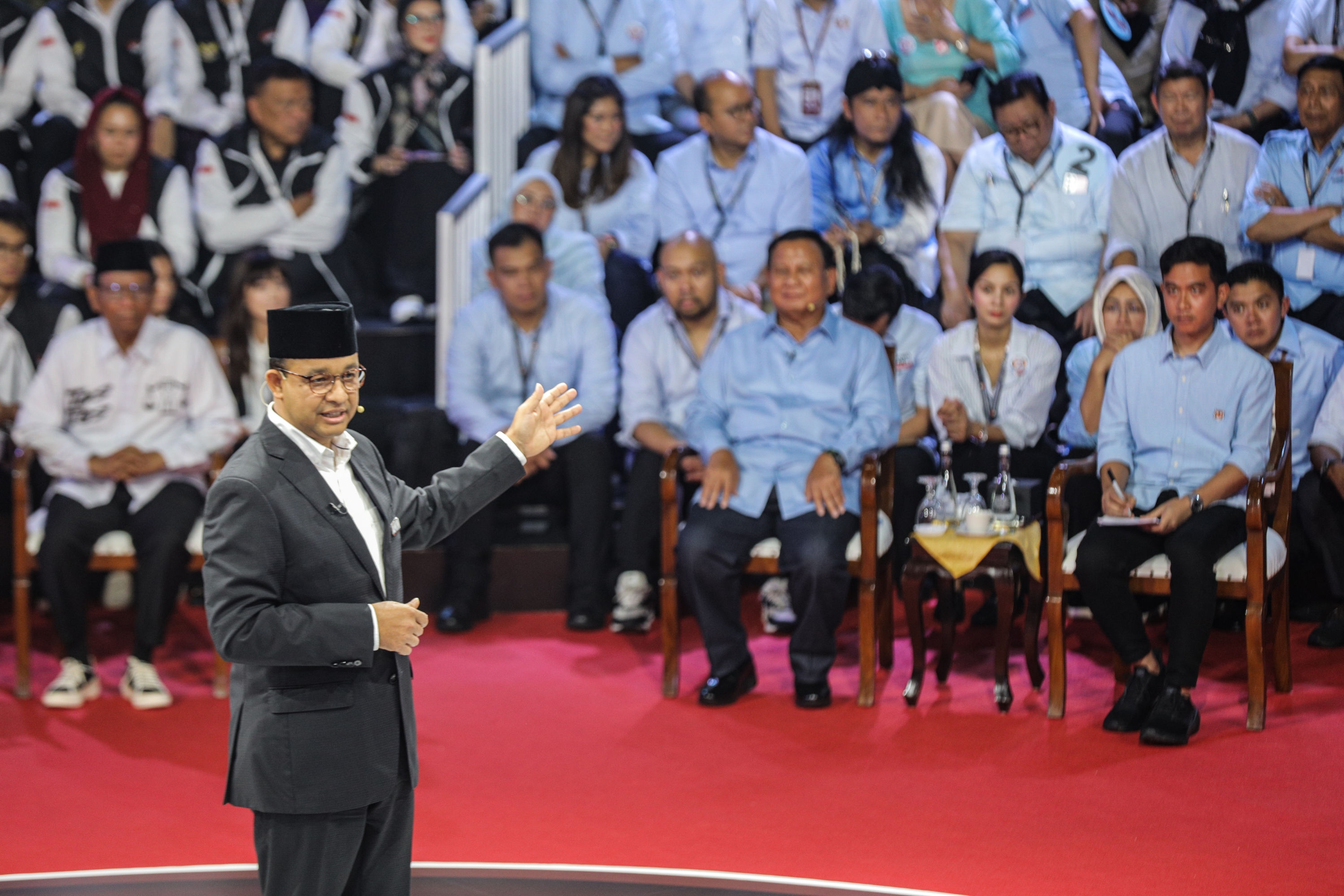 Bertemu dalam Satu Forum, Anies-Mahfud Tak Bicara Kecurangan Pemilu