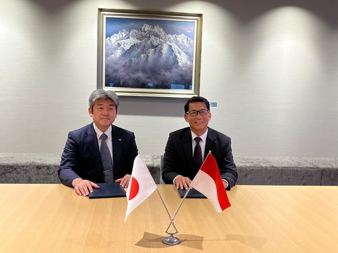 Pertamina Gandeng JERA Kerja Sama Pengembangan Bahan Bakar Rendah Karbon dan CCUS