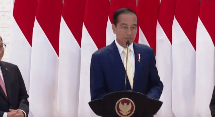 Disebut Sudah Jadi Bagian Keluarga PAN, Jokowi Nyaman Bersama Golkar