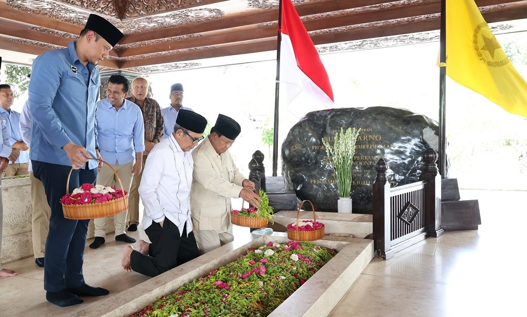 Ziarah ke Makam Bung Karno, Prabowo: Beliau Mempersatukan Kita