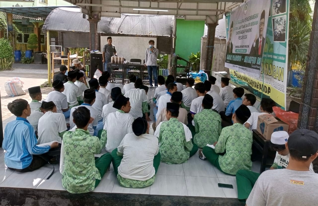 Dorong Kemandirian Pesantren, SDG Gelar Pelatihan Budi Daya Jamur Tiram