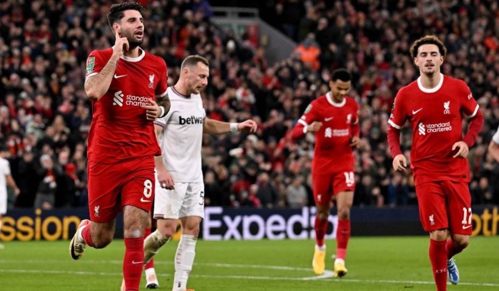 Piala Liga Inggris: Benamkan West Ham Lima Gol, Liverpool Jumpa Fulham di Semifinal