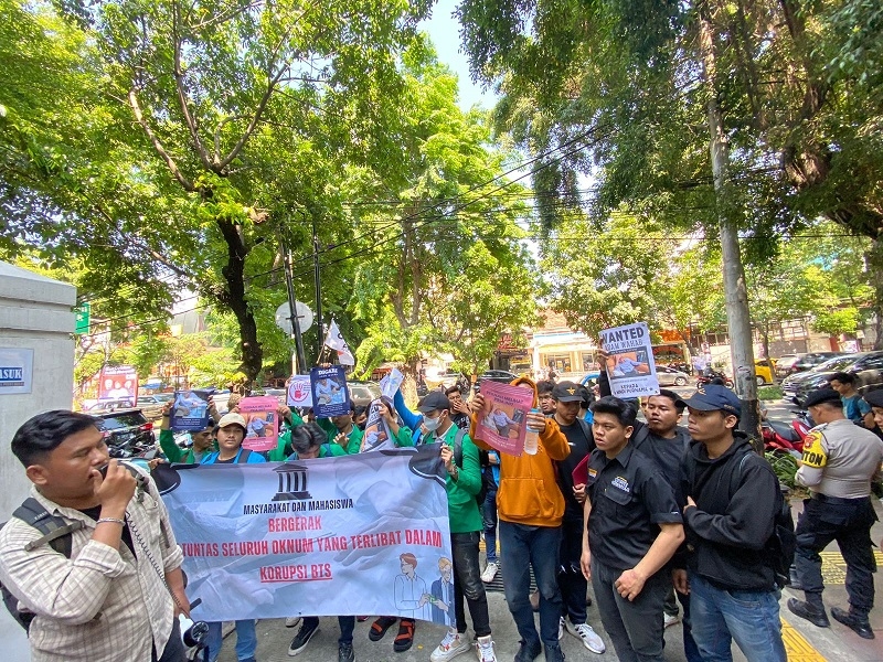 Mahasiswa Desak Pengadilan Tipikor Hadirkan Pemilik PT BUP di Sidang Kasus BTS