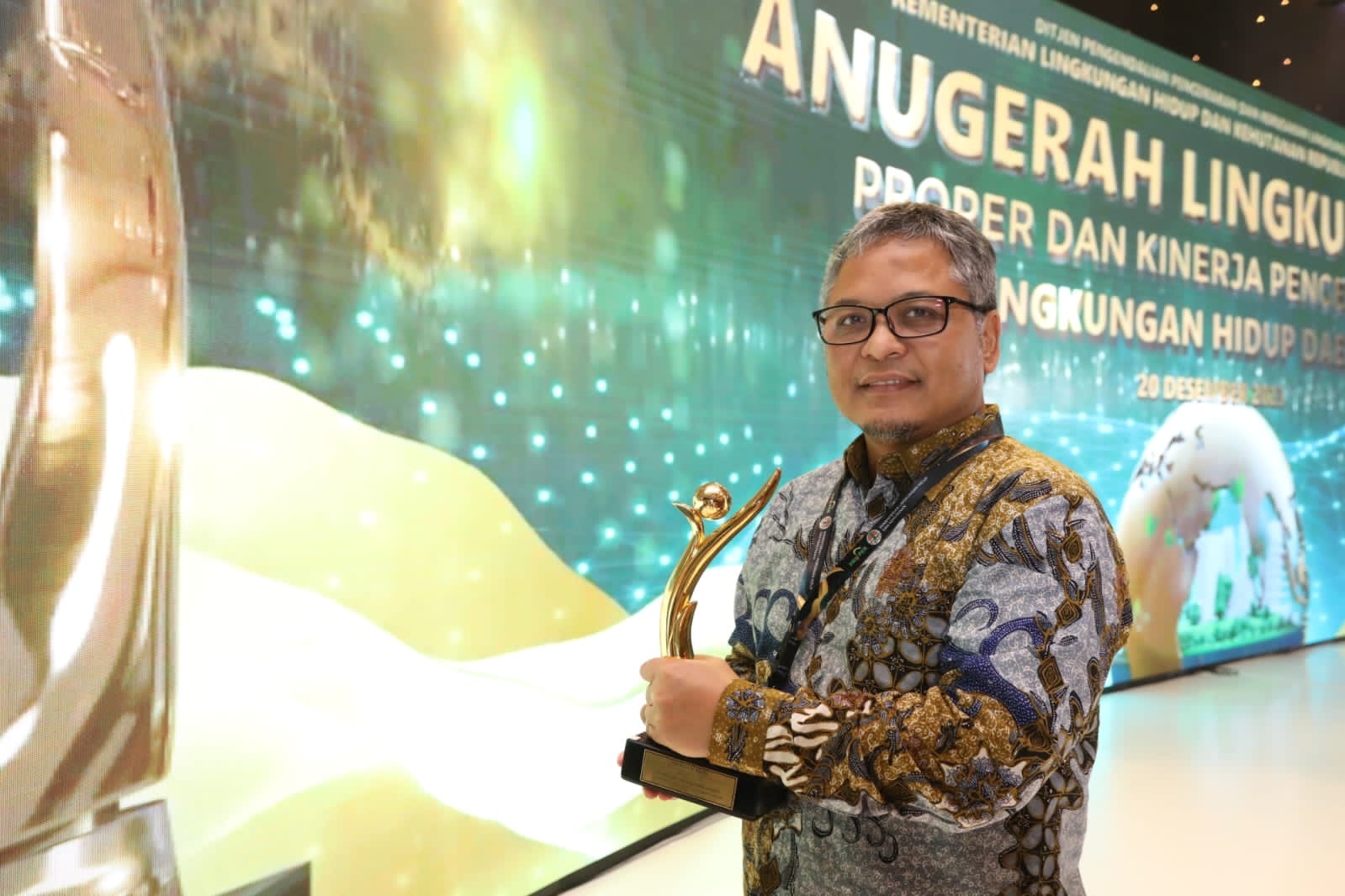 Sukses Implementasikan ESG, Subholding Upstream Pertamina Raih Proper Emas