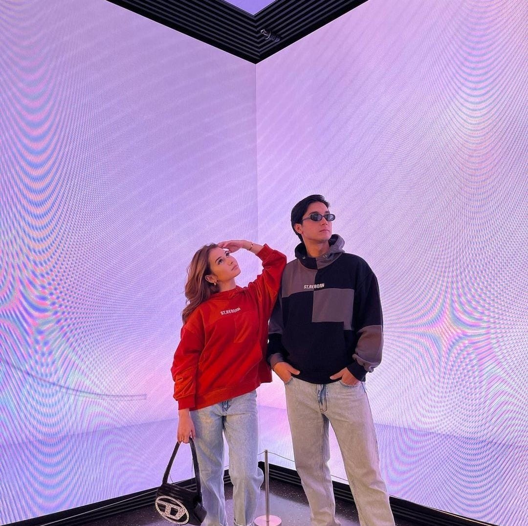 Jawaban Junior Roberts Soal Tudingan Ibu Sandrinna Michelle Nggak Pernah Sholat dan Hobi ke Apartemen, Ngapain Tuh?