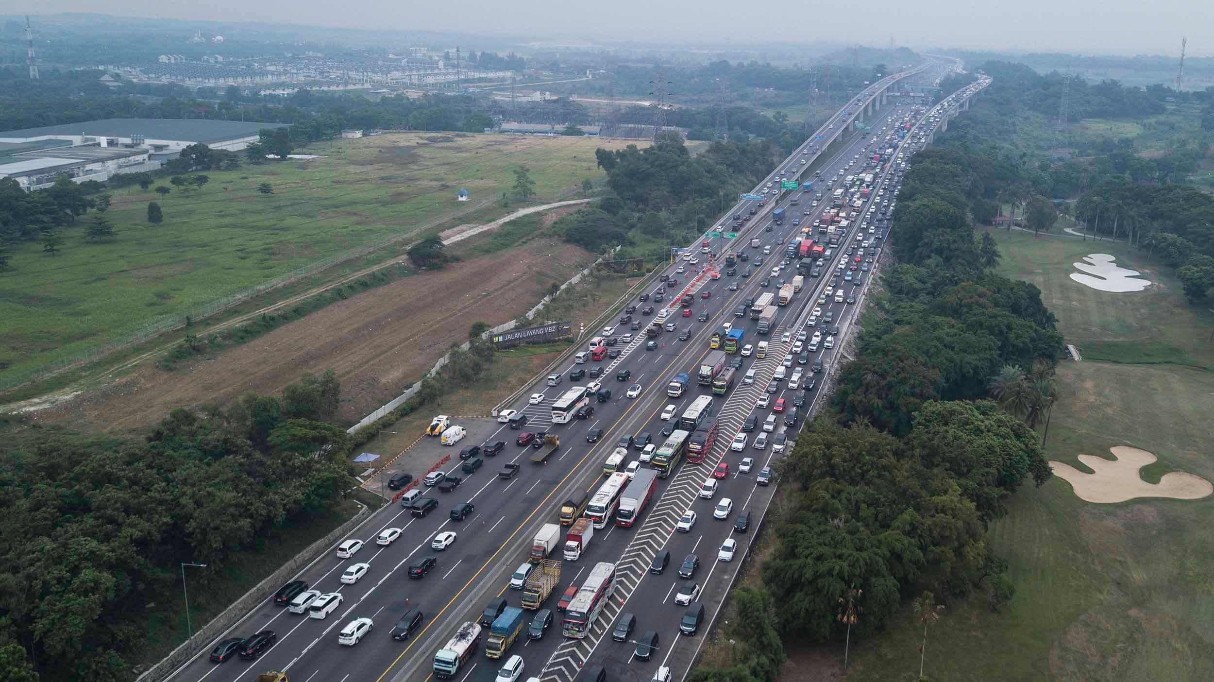 109.983 Kendaraan Tercatat Tinggalkan Jakarta via GT Cikampek Utama Selama Libur Panjang Nyepi