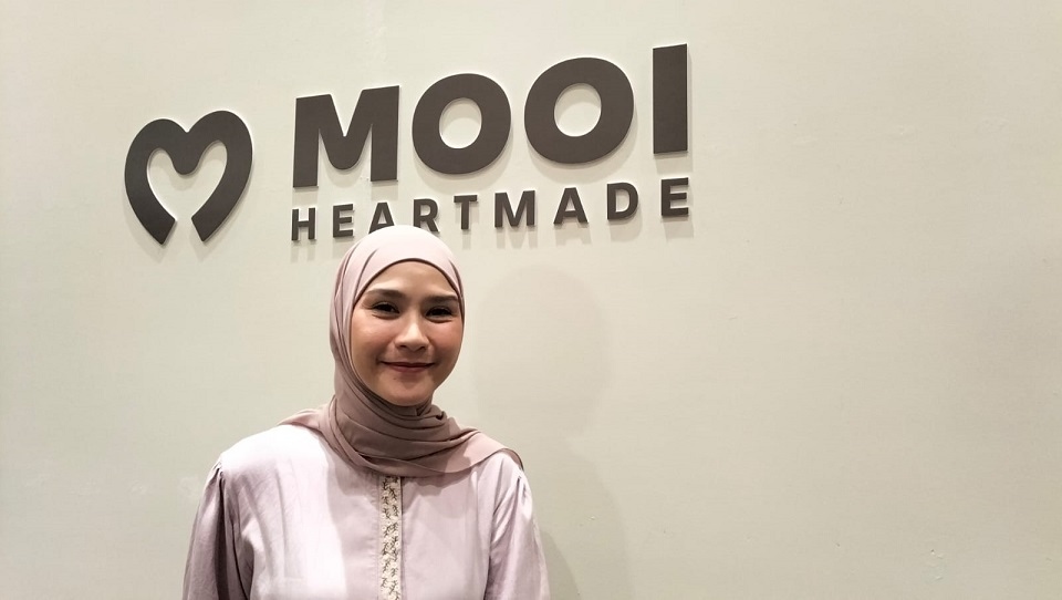 Zaskia Adya Mecca Tak Tau Hanung Bramantyo Beli Sepeda Motor