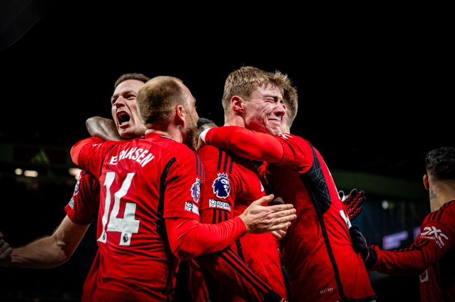 Sumbang Dua Gol Lawan Luton, Rasmus Hojlund tak Pernah Absen Jebol Lawan di 6 Laga Terakhir