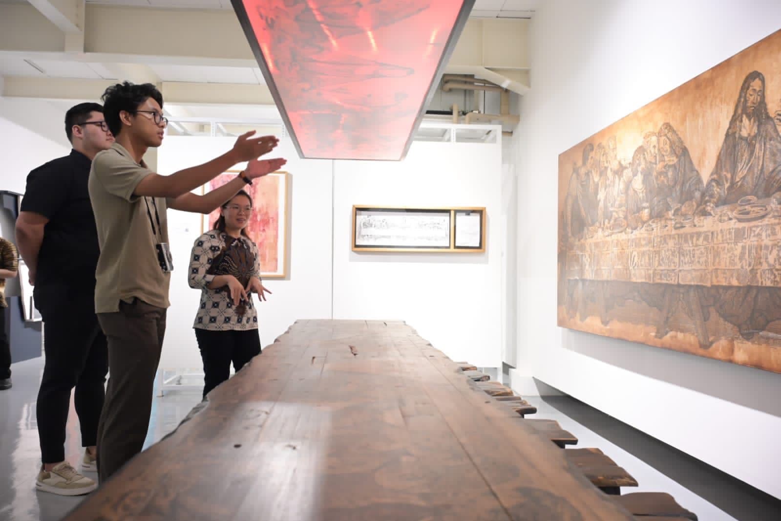 Dukung Kemajuan dan Pengembangan Karya Seni di Indonesia, Alam Ganjar Datang Bersama Mahasiswa