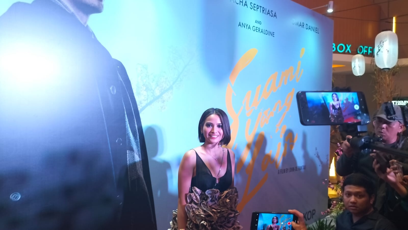 Ada Adegan Intim di Film Suami Yang Lain, Acha Septriasa Ungkap Hal Ini