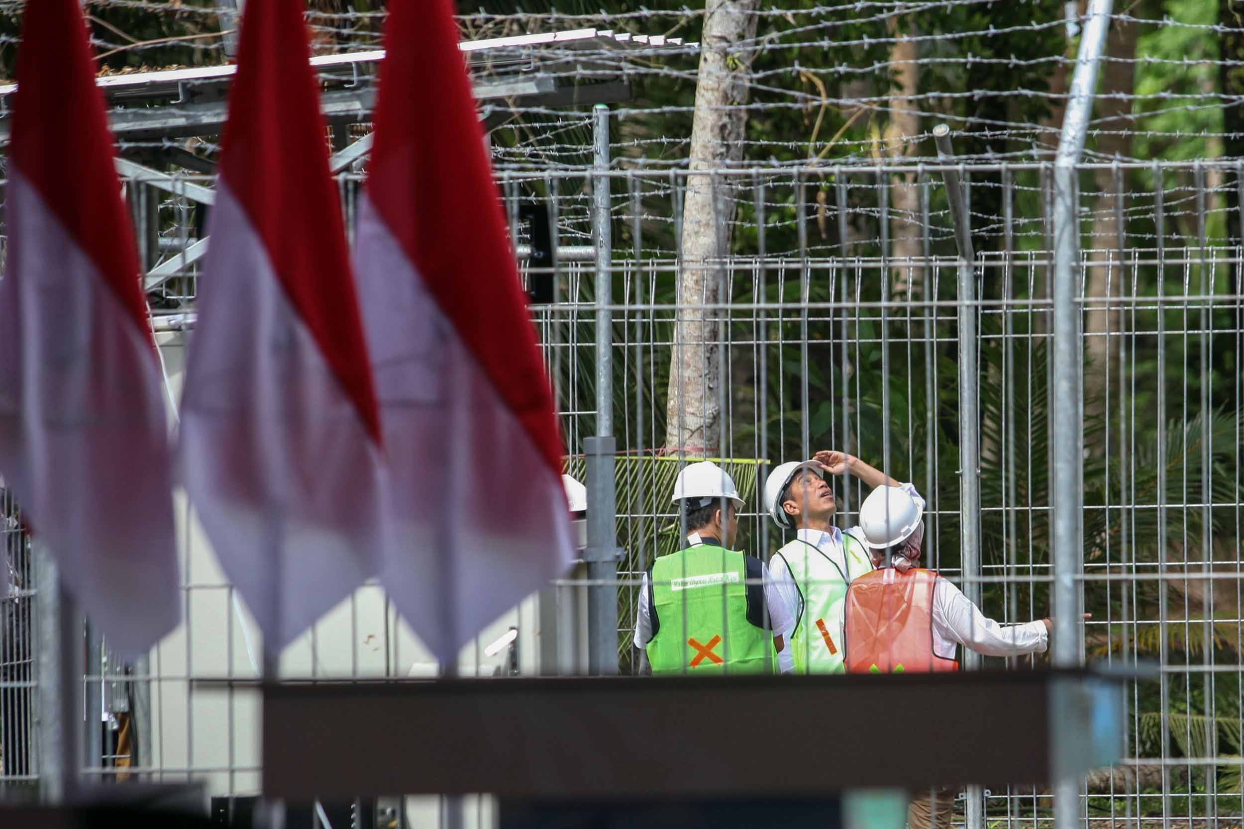 Pemerintah Lebih Pilih Starlink, Pengalihan Isu Kasus BTS Kominfo?